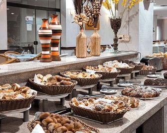 Hotel Guarany - Águas de Lindóia - Buffet