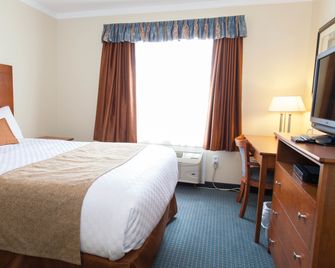 Hinton Lodge - Jasper Hinton