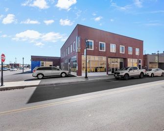 Downtown Cape 2 Bdrm 2 Bath Apt, Cozy & Walkable - Cape Girardeau - Gebäude