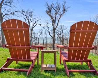 Cliffside Suite #3 - Seacliff Beach Suites - Leamington - Innenhof