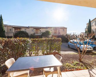 Residhotel Golf Grand Avignon - Avignon