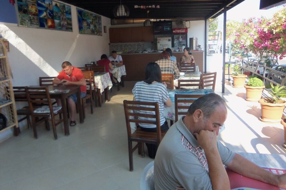 بيارا بنسيون آند جيست هاوس