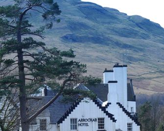 Arrochar Hotel - Arrochar - Building