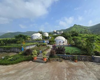 Jsot Glamping Resort - Kolvan - Outdoor view