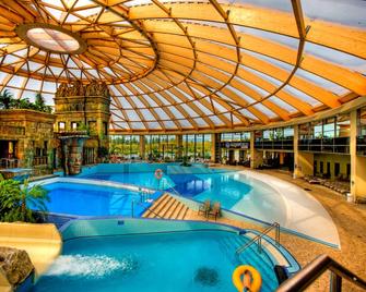 Aquaworld Resort Budapest - בודפשט - בריכה