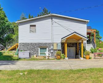 Charming Virginia Getaway Near Hiking and Golfing! - Lynchburg - Edificio