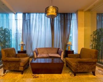Grand Sun City Hotel - Yingtan - Living room