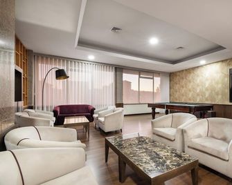 Exe São Lázaro - Bragança - Lounge