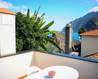Jaca Hostel Porto da Cruz - Porto da Cruz - Balcón