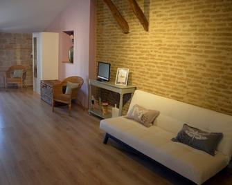 Chambre d'hôte Fonbeilhe - Molières - Sala de estar
