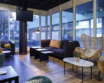 ibis Styles Massy Opéra - Massy - Salónek