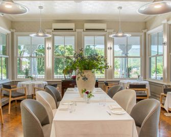 Camden Harbour Inn a member of Small Luxury Hotels - Camden - Restaurang