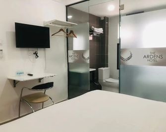 The Ardens Hotel - Pekan Nenas, Pontian - Gelang Patah - Bedroom