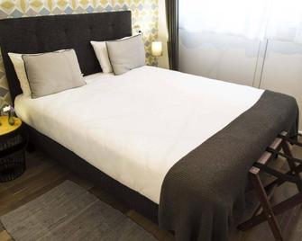 Rennes Bnb - Rennes - Bedroom