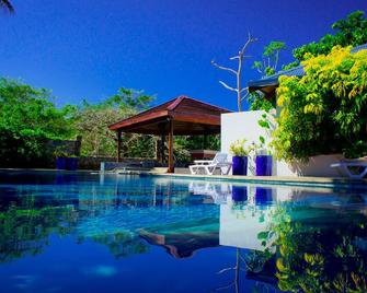 deVos - The Private Residence - Korotogo - Pool