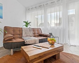 Fairschlafen am See - Friedrichshafen - Wohnzimmer