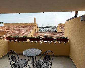 La residenza del re - Palau - Balcone