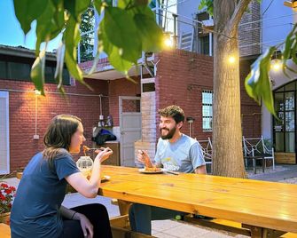 Mora Hostel - Mendoza