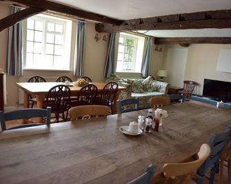 Old Selden Farm B&B - Angmering - Essbereich