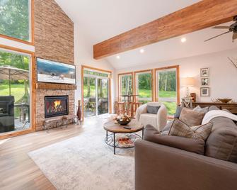 Three Kings Condominiums - Park City - Living room