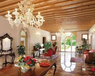 Villa Busta Hotel - Montebelluna - Lobby