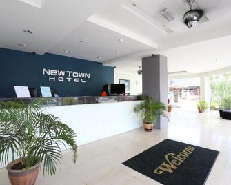 Hotel New Tauns Klang - Klang - Recepción