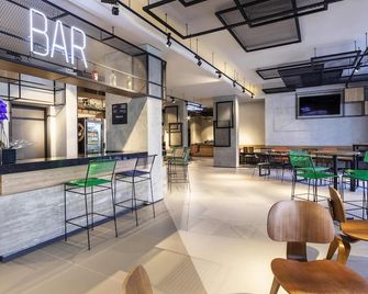 ibis Ponta Grossa - Ponta Grossa - Бар