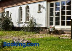 Rosenlund Bed & Breakfast - Veflinge - Building
