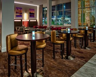 كورتيارد باي ماريوت كانساس سيتي داونتاون/كونفينشن سنتر - مدينة كانساس - مطعم