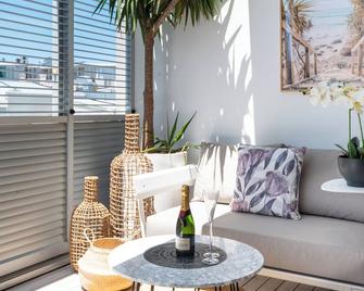 Boutique Terrace Apt in Bondi Beach - Sydney - Salon