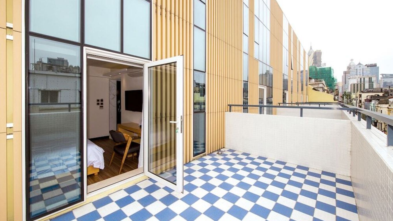 San Tung Fong Commercial Inn South Wing