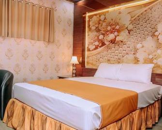 Juanda Hotel - Ponorogo - Habitación