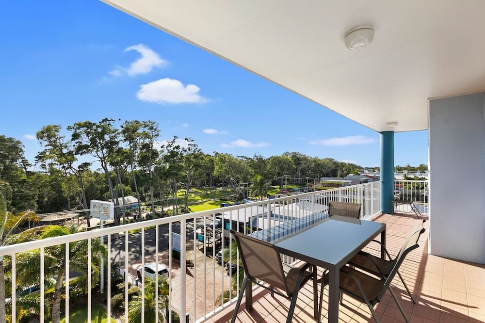 White Crest Luxury Apartments - Torquay - Balcony