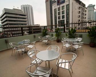 Hotel A-One - Kuala Lumpur - Balcony
