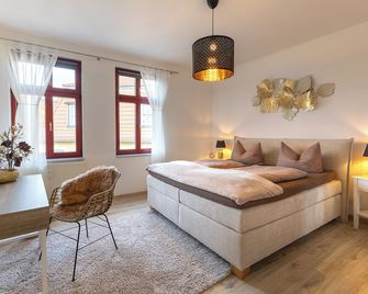 Naumburger Charme St. Barbara - Naumburg - Schlafzimmer