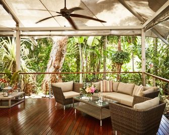 Alamanda Palm Cove By Lancemore - Palm Cove - Balcony