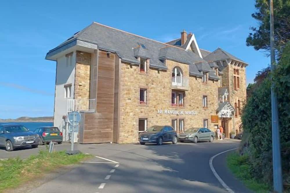 ليه باسان - فونتينيل كوليكشن