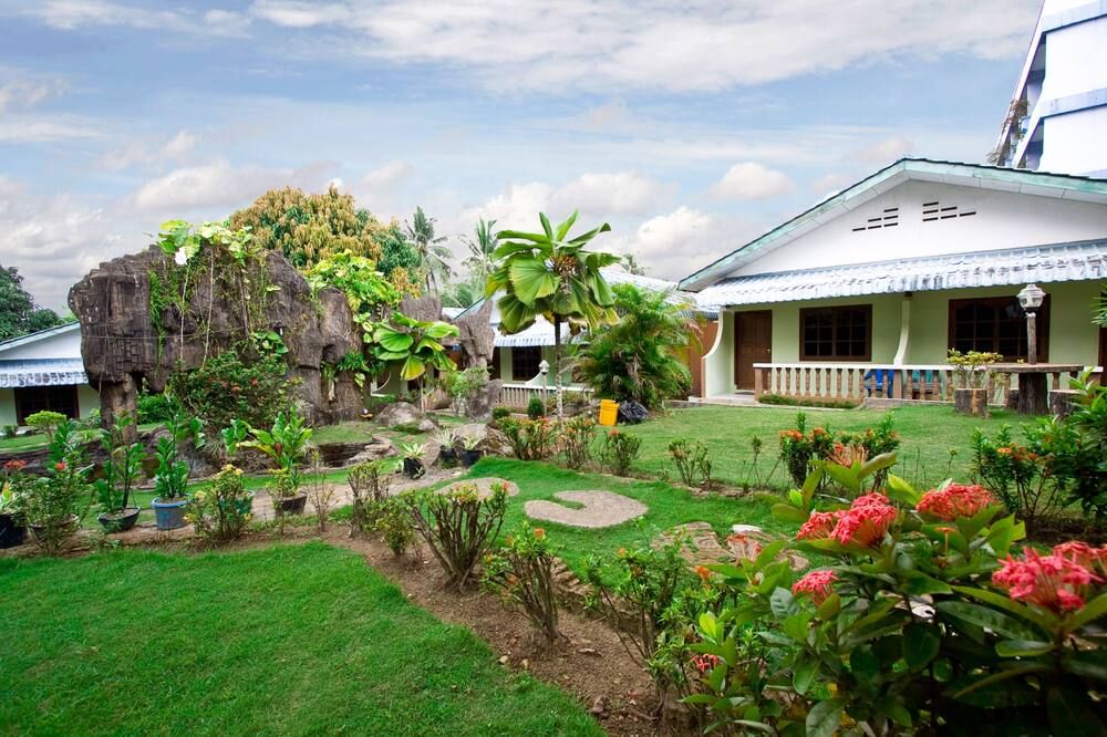 Pelangi Hotel & Resort - Tanjung Pinang - Außenansicht