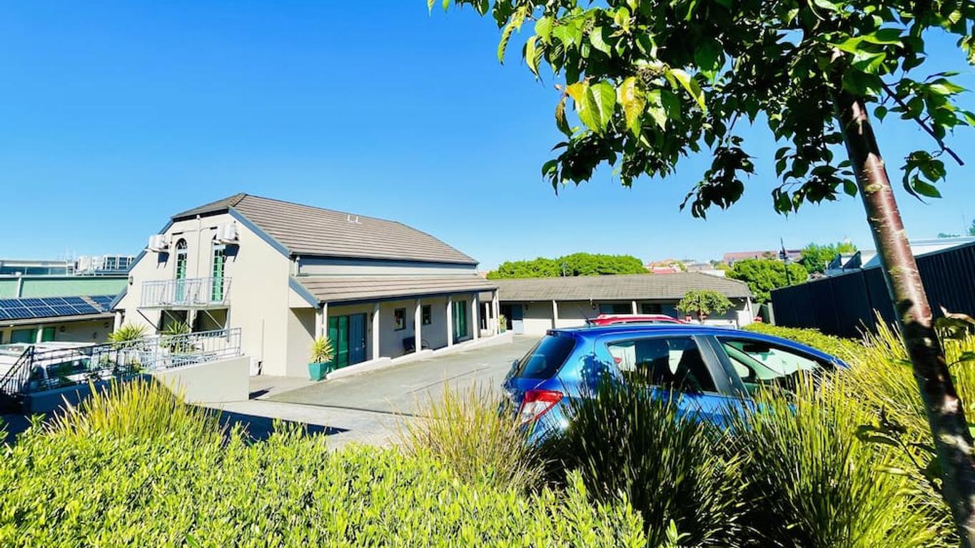 Quality Inn & Suites The Menzies
