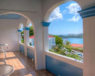 Bluebeard's Castle Villas III - St. Thomas Adası - Balkon