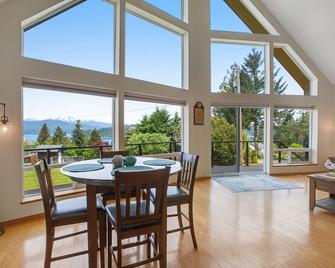 Northwest Stunner - Union - Comedor