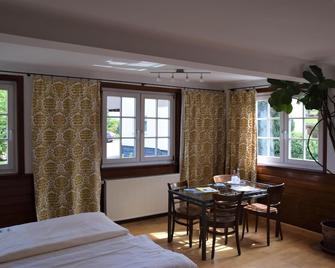 Gutshof-Hotel Waldknechtshof - Baiersbronn - Dining room