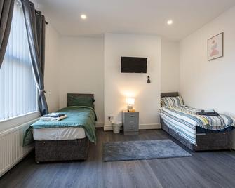 Tco Luxury House - Liverpool - Bedroom