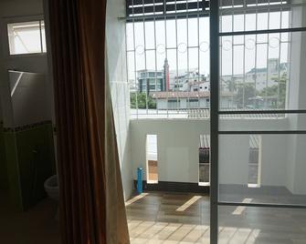 Mt Place - Sakhon Nakhon