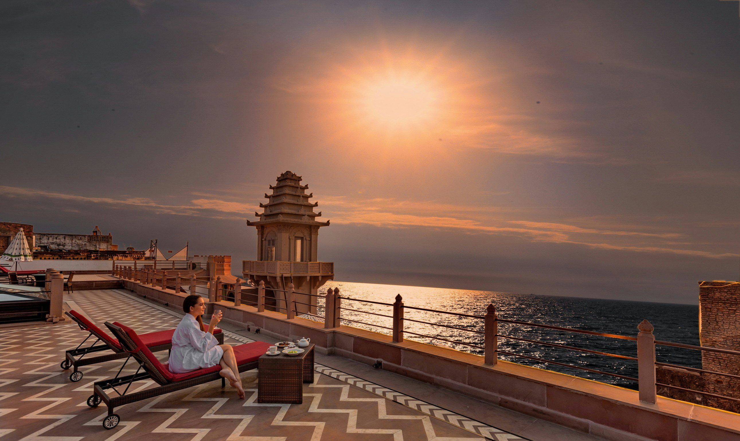 BrijRama Palace, Varanasi - By the Ganges - ורנאסי - מרפסת