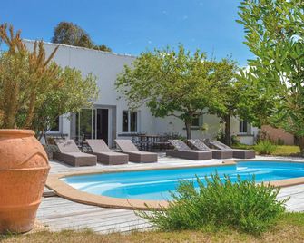Gorgeous Home In Figari - Figari - Piscina