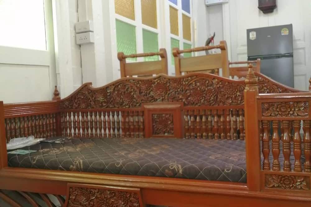 Baan Chay Klong-peaceful Canal Side2br Family Stay - בנגקוק - מדרגות