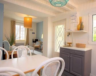 Les beaux châteaux - Vouvray - Salle à manger