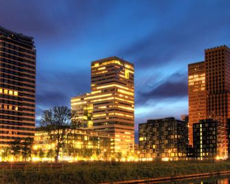 NH Amsterdam Zuid - Amsterdam - Building