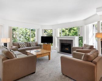The Woodrun Lodge by Whiski Jack - Whistler - Sala de estar